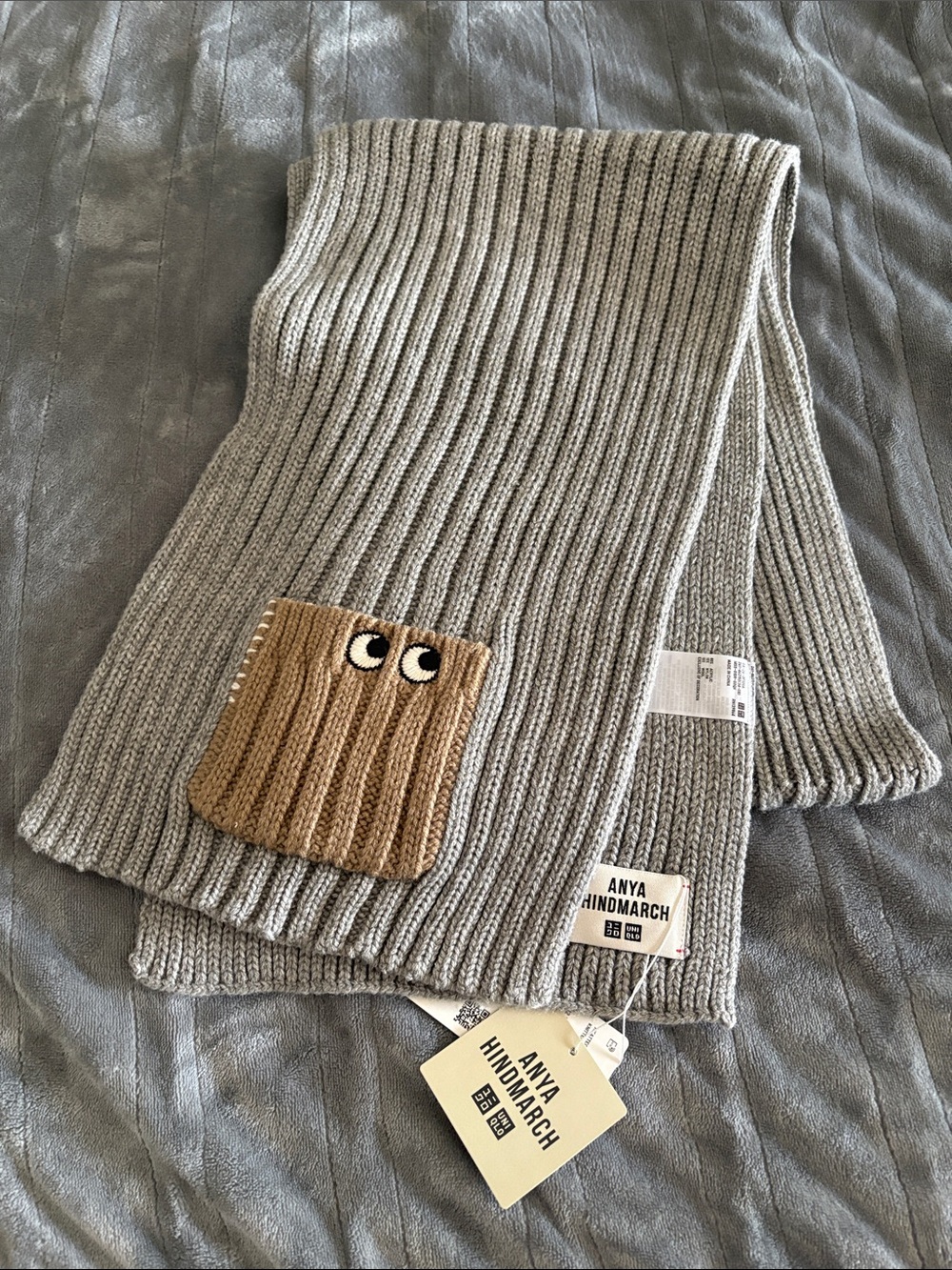 Anya Hindmarch Gray Ribbed Knit Scarf with Tan Pocket Eyes - limited edition
